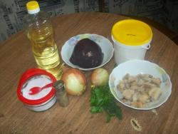 Салат из печени говядины с шампиньонами