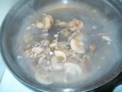 Салат из печени говядины с шампиньонами