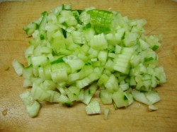 название картинки Салат из печени трески с горошком