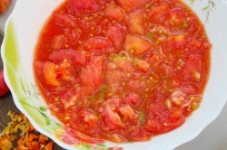 Салат из  помидоров запечённых на мангале