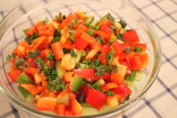 название картинки Салат из спаржи и курицы