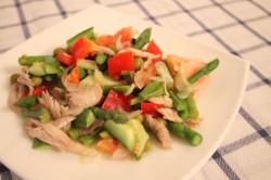 название картинки Салат из спаржи и курицы