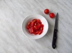 название картинки Салат из стручковой фасоли с мидиями