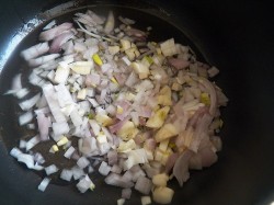 Салат из сушеной баклажановой кожуры - шаг 6