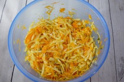 название картинки Салат из свежей моркови с капустой и уксусом