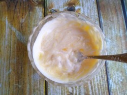 Салат из свежей моркови с айвой мандаринами медом