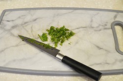 название картинки Салат из свежих огурцов в сметане