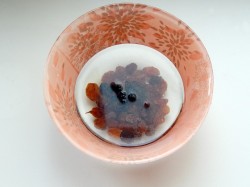 название картинки Салат из свеклы с изюмом