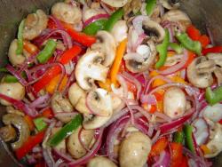 Постный салат из свежих шампиньонов