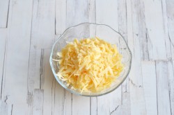 название картинки Салат с зеленой стручковой фасолью и яйцом