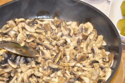 Салат Изабелла с курицей и корейской морковкой