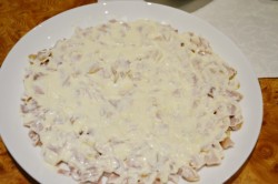 Салат Изабелла с курицей и корейской морковкой