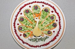 Салат Жар-птица опятами и курицей