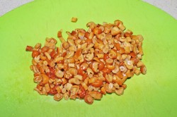 Салат Жар-птица опятами и курицей