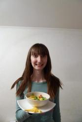 название картинки Салат с манго и луком