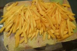 название картинки Салат с манго и луком