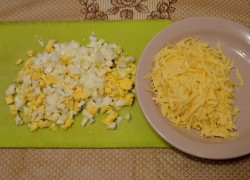 Салат Каллы с курицей и ананасами