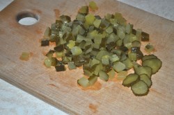 название картинки Салат: кальмар, огурец соленый