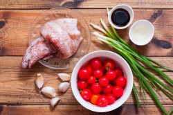 название картинки Салат кальмары помидоры