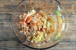 название картинки Салат Капуста с морковью и маслом