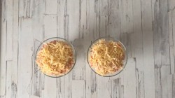 Салат коктейль с сыром