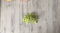 Салат коктейль с сыром