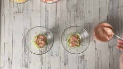 Салат коктейль с сыром