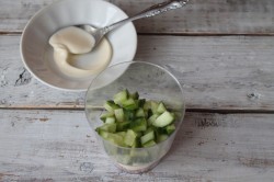 Салат коктейль с ветчиной и сыром