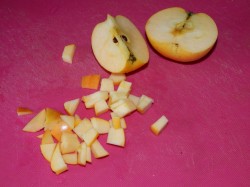 название картинки Салат крабовые палочки с яблоком и кукурузой