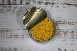 Салат с крабовыми палочками и огурцом классический