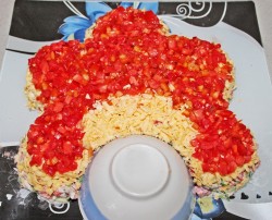 Салат Русская красавица с курицей - шаг 9