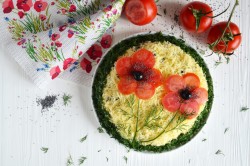 название картинки Салат Красные маки с курицей
