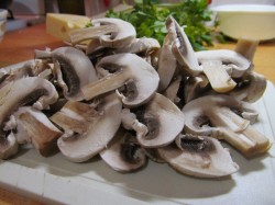 Салат Креветки грибы сыр