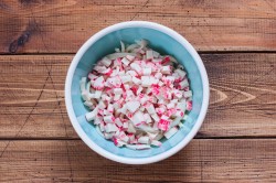 название картинки Салат креветки кальмары крабовые палочки