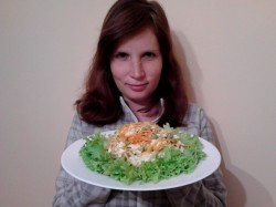 Салат Купеческий с куриными грудками и зеленым горошком