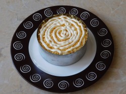 название картинки Салат курица ананасы сыр яйцо