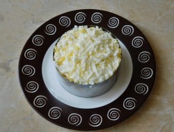 название картинки Салат курица ананасы сыр яйцо