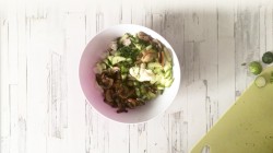 название картинки Салат курица грибы огурец