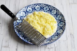 название картинки Салат Лебединый пух с пекинской капустой