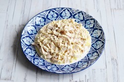 название картинки Салат Лебединый пух с пекинской капустой