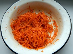 название картинки Салат Лисичка с корейской морковкой
