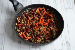 Салат лобио из красной фасоли