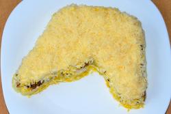 название картинки Новогодний салат Лошадь