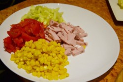 Салат Любимый с колбасой и овощами - шаг 10