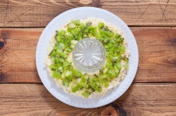 Салат Малахитовый браслет с киви