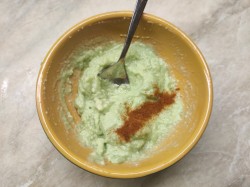 Салат Мексиканский с курицей и болгарским перцем