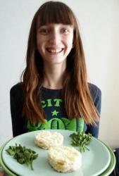 Салат Мимоза с яблоком и пармезаном