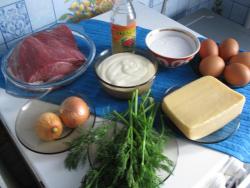 Салат с говядиной сыром яйцами