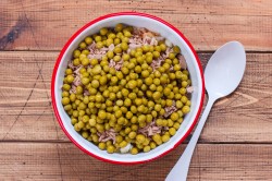 Салат мясной классический