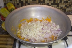 Салат на зиму с рисом и овощами